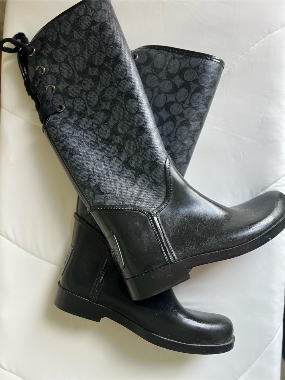 Coach Women’s Black Signature Logo Lace-Up Rain Boots size 9